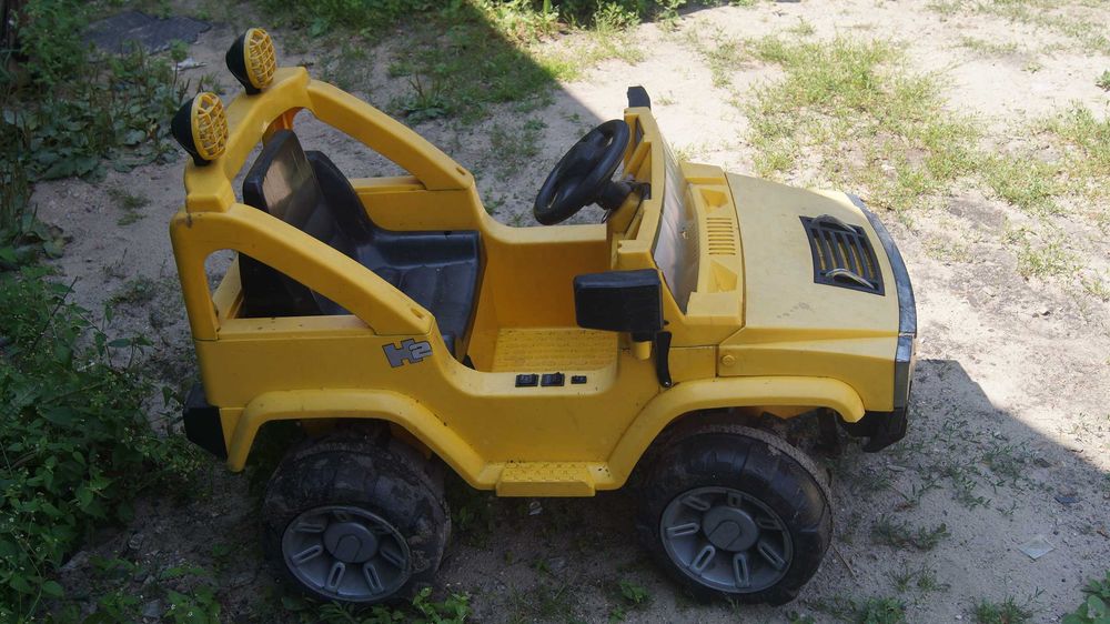 Hummer H2 samochód na akumulator duży jeżdzik do sprawdzenia