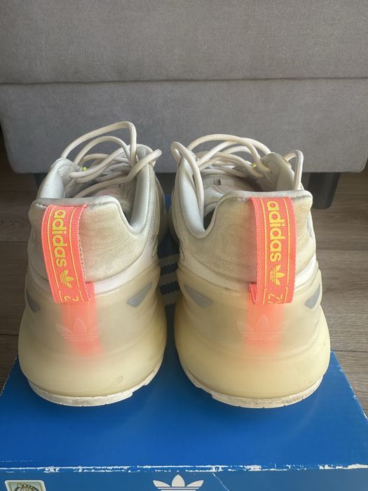 Adidasy damskie BOOST