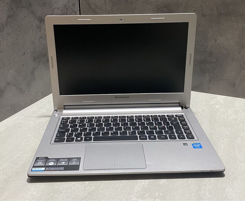Ноутбук Lenovo M30-70 80H8 13.3" 4/500GB HDD! N3108