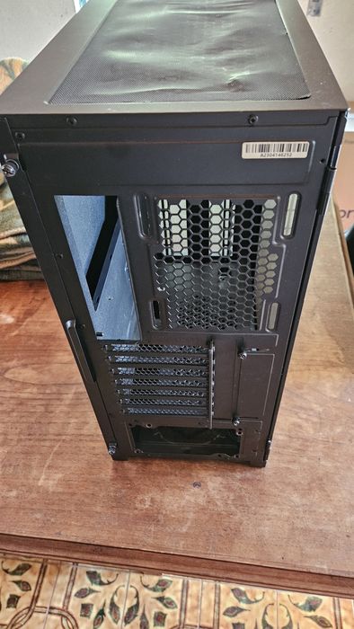 Caixa ATX Montech SKY ONE Lite Vidro Temperado