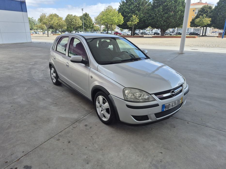 Opel Corsa 1.2 Gasolina – 2004
