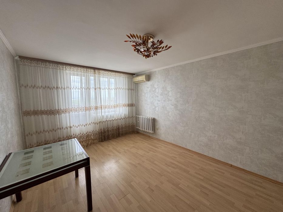 Продам квартиру на Бочарова, поселок Котовского.