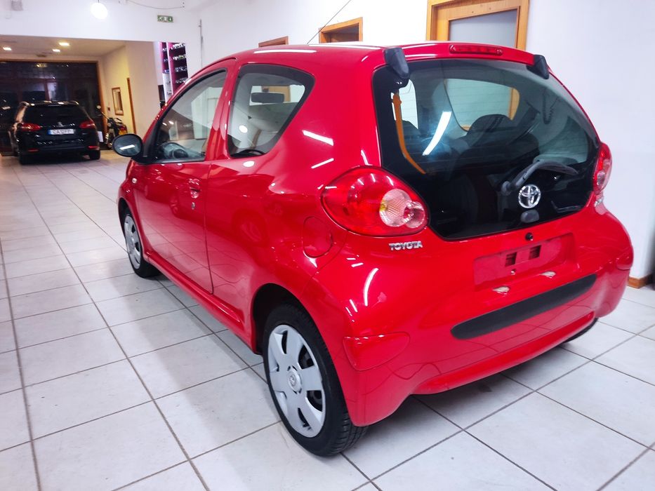 Toyota Aygo CAIXA AUTOMÁTICA