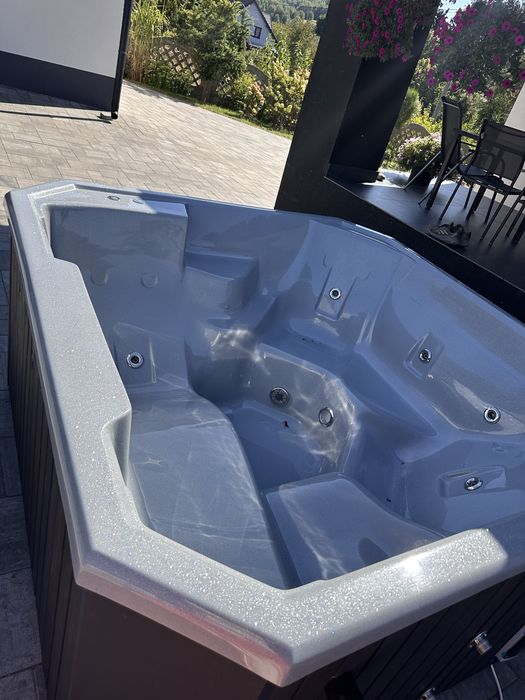 Balia ogrodowa prostokątna, kwadratowa, jacuzzi, bania, hydromasaż