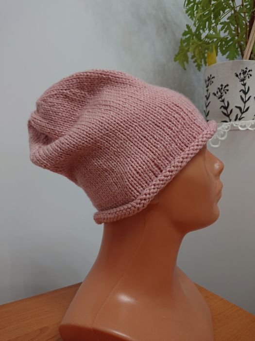 Czapka ręcznie robiona