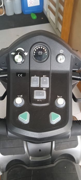 Scooter Mobilidade Reduzida - Egiro  Stannah