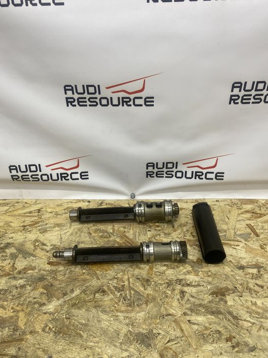 Вал балансировочный балансир Audi A4 B8 A5 Q5  1.8 2.0 tfsi  06H103331