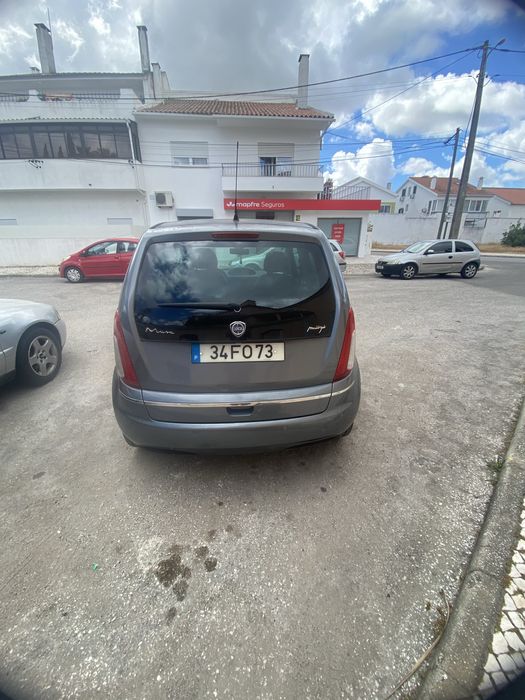 Lancia diesel caixa automatica km reais comprovados pelas inspeções