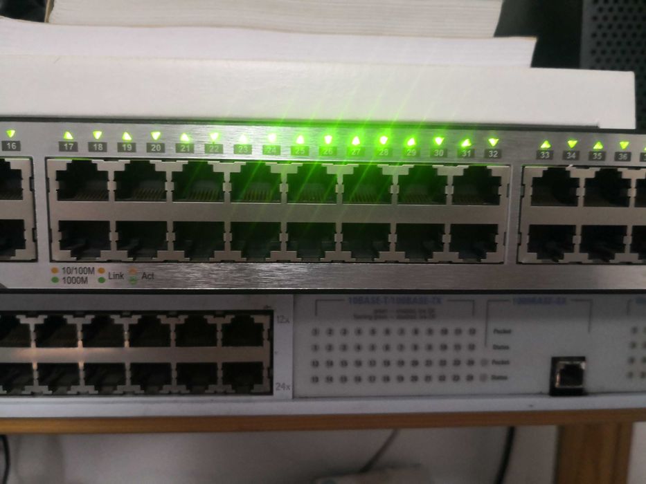 D-Link DGS-3120-48TC | 48 Portas Gigabit + SFP | Switch Enterprise Gerível