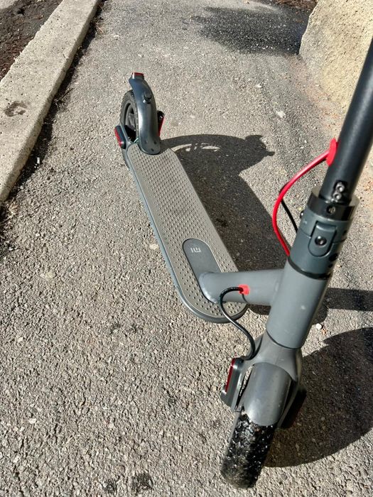 Електросамокат Xiaomi M365