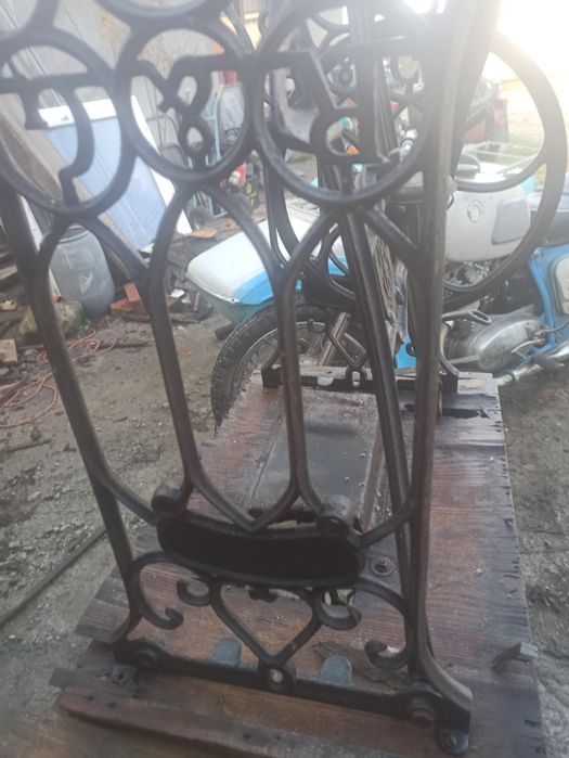 Stół do maszyny Singer