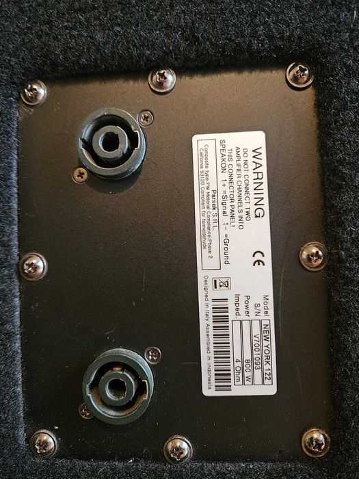 Amplificador + Coluna MARK BASS