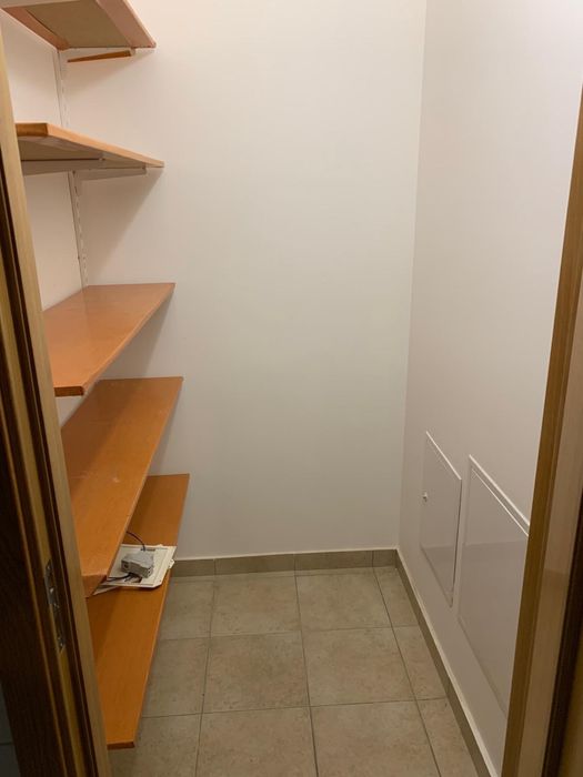 Aluga-se apartamento T3 com garagem