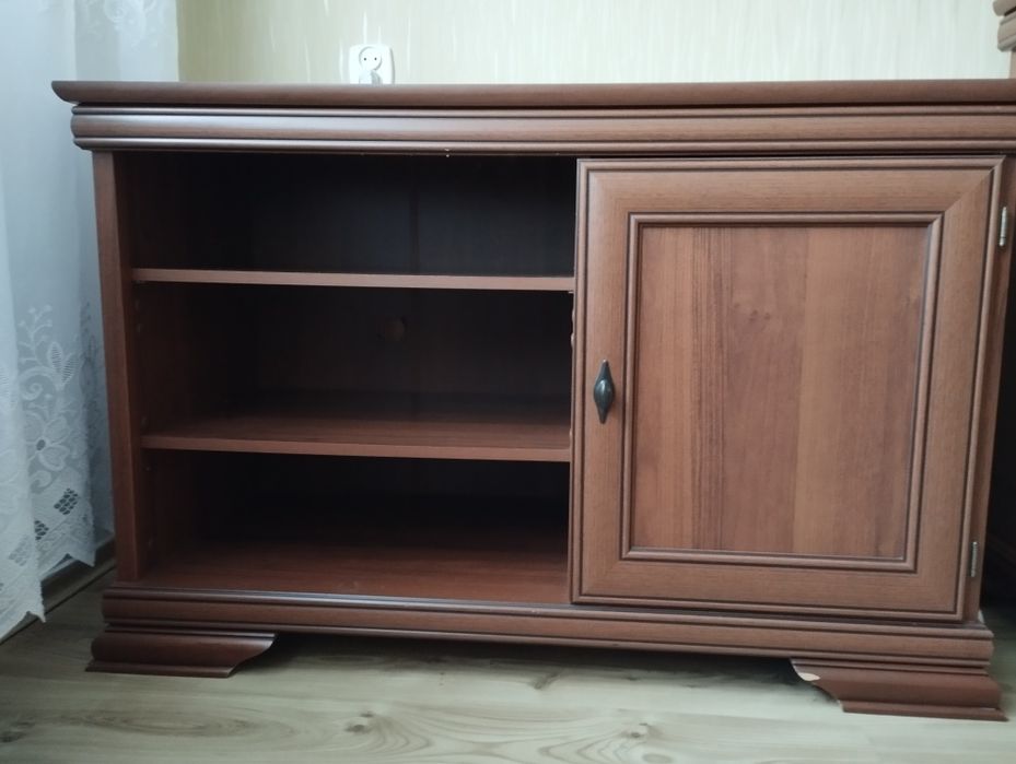 Szafka pod telewizor