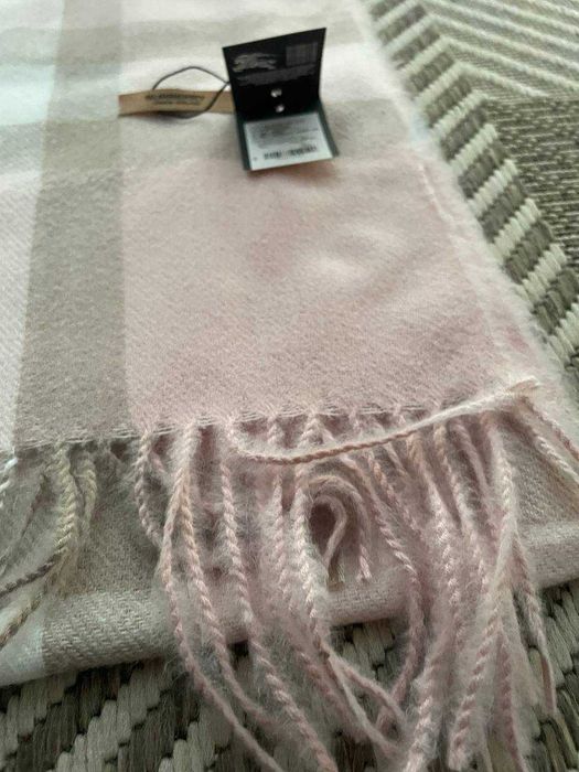Шарф Burberry Pink кашеміровий