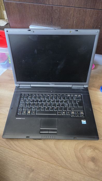 Laptop Fujitsu Siemens Esprimo v5535