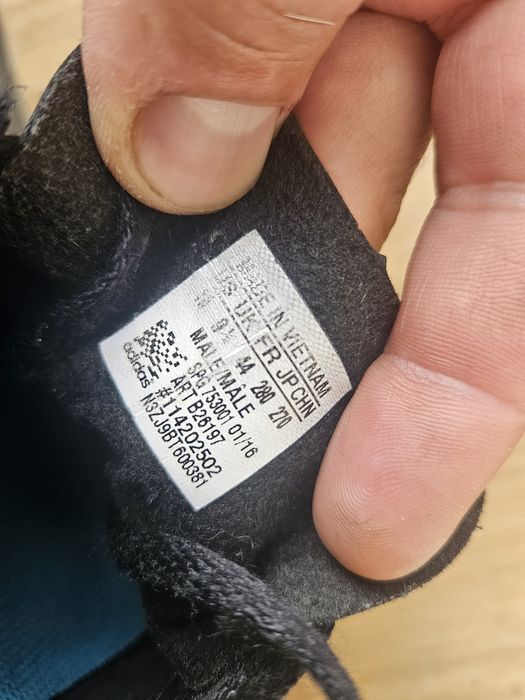 Бутси (сороконіжки) Adidas