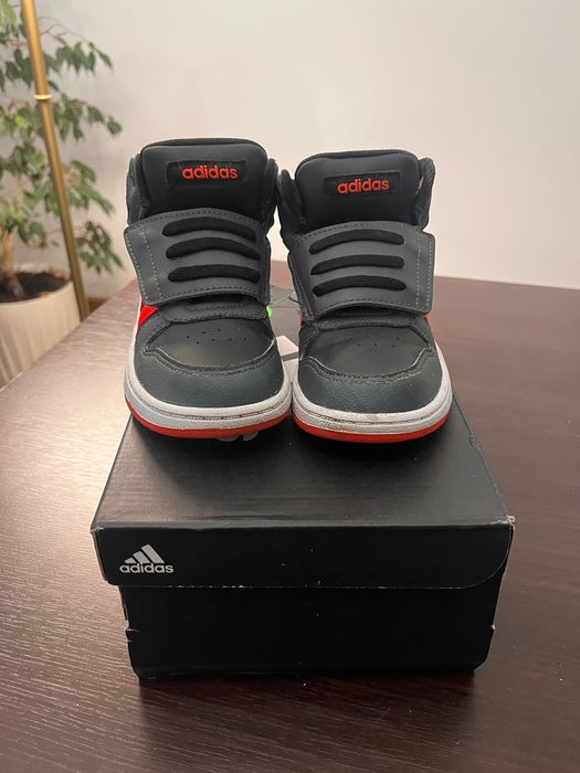 Adidasy buty chłopięce