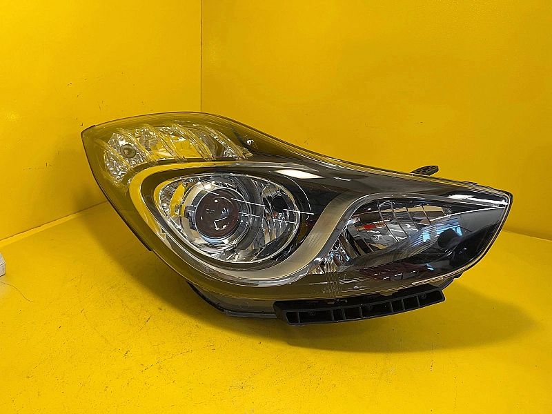 Lampa Prawa Hyundai IX25 ix25 Soczewka