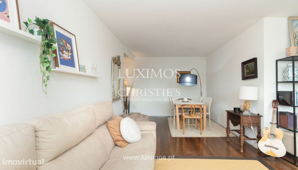 Apartamento T2, para arrendamento, na Boavista, Porto