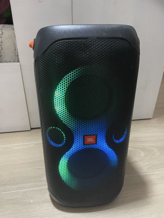JBL PARTYBOX 110 para despachar