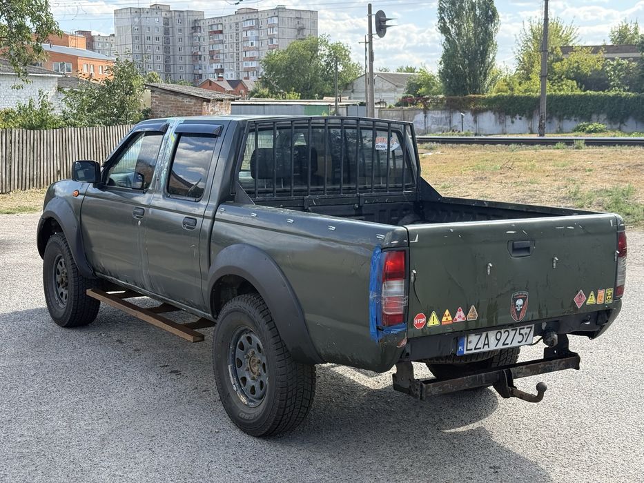 Продам Nissan NP300 4x4