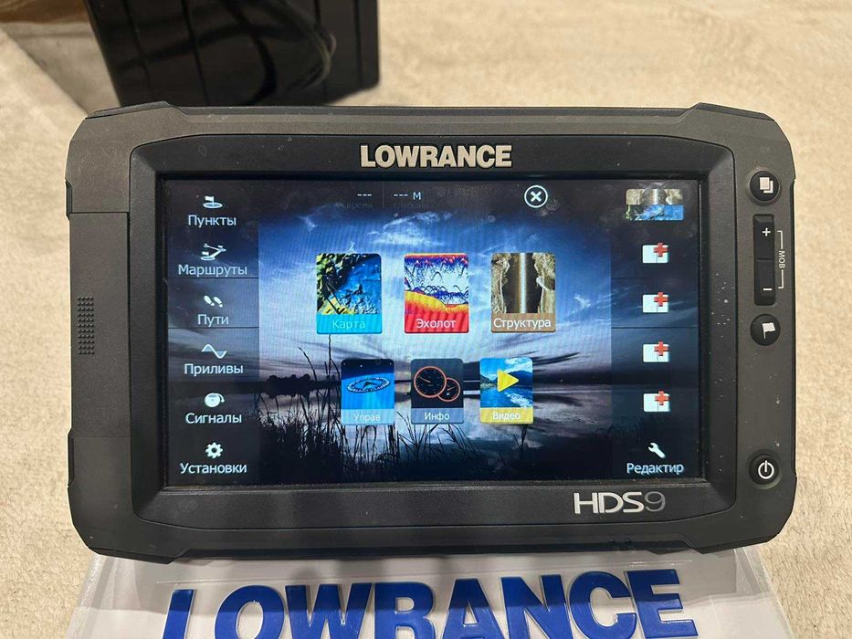 ехолот Lowrance HDS 9