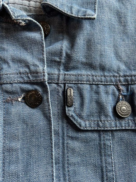 Pepe Jeans _ Jeansowa kurtka krótsza katana S