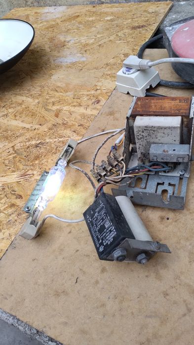 Projector de luz eficiente