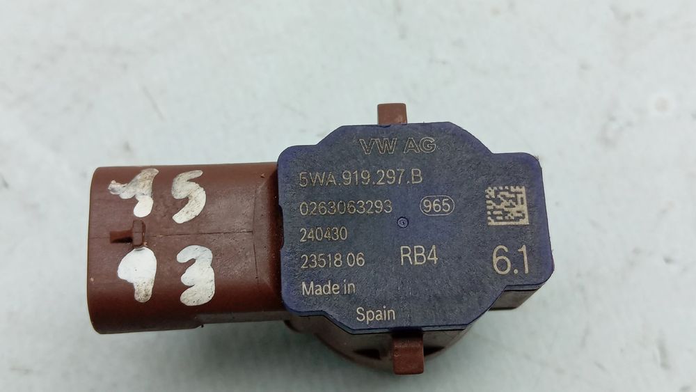 Sensor de estacionamento frente AUDI A3 Sportback (8YA)
