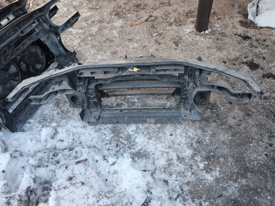 Телевізор, передня установочна панель passat b6 Touran бензин дизель