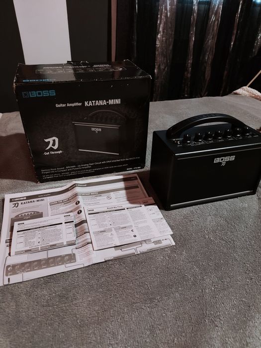 BOSS Katana-Mini (Guitar Amplifier)