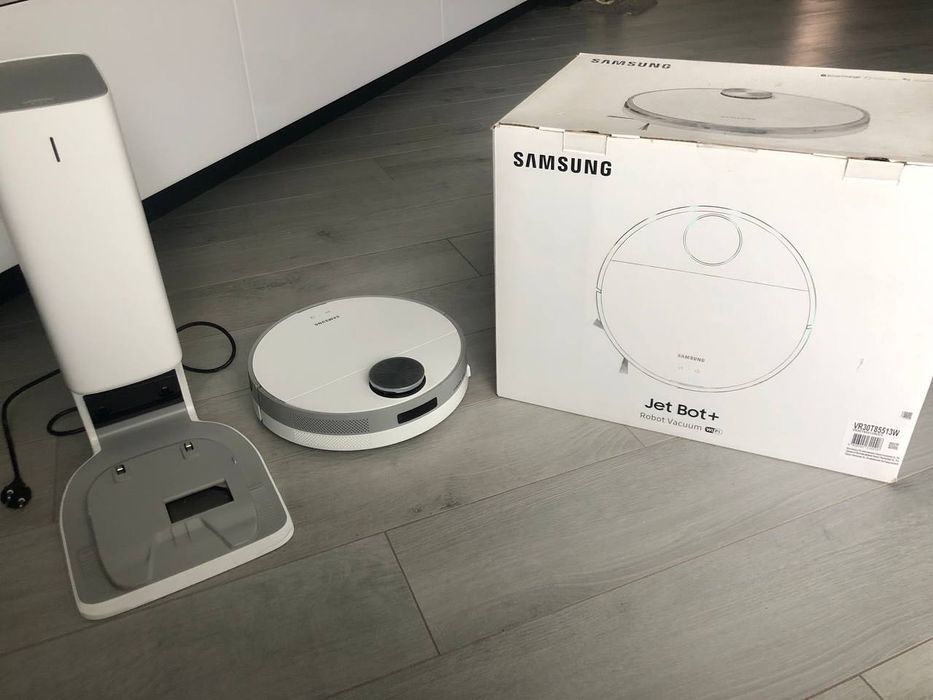 Робот Пилосос зі станцією Samsung VR30T85513W