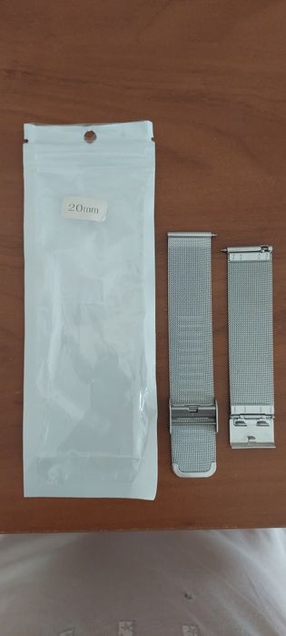 Металлический ремень для часов.