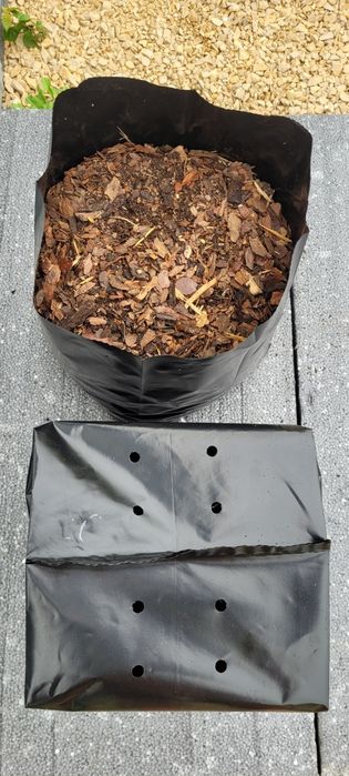Doniczki 10L foliowe 100szt PRODUCENT