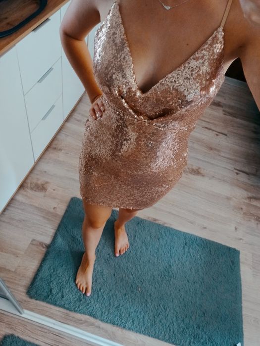 Sukienka cekinowa Olszyny •