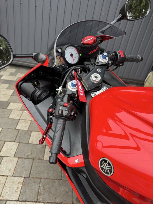 Yamaha R6 без пробігу по Україні обслужений доставка