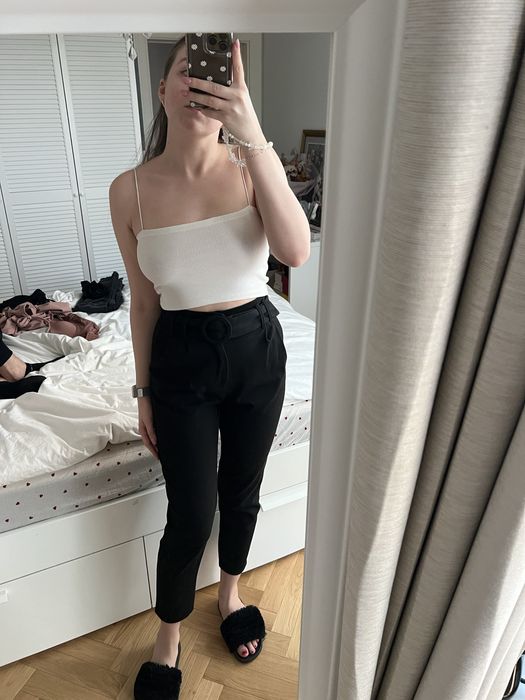 Eleganckie materiałowe spodnie z paskiem Zara XS czarne garniturowe