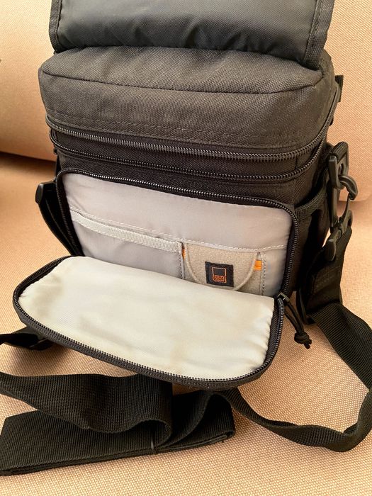 Фотосумка - Lowepro (Adventura 140 black)
