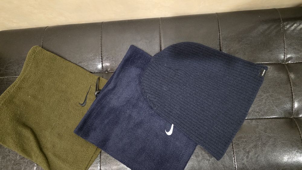 Балаклавы синяя и зелёная с шапкой pull&bear