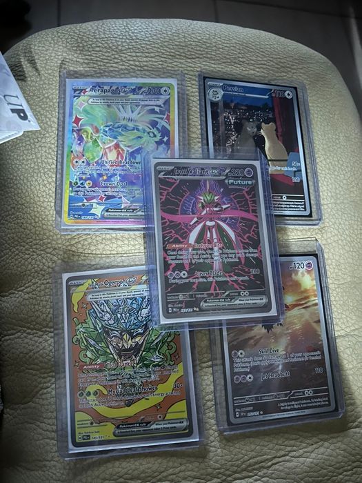 Lote Pokémon + binder
