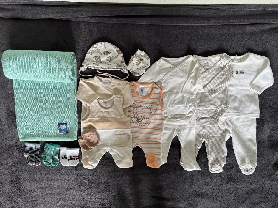 Wyprawka dla noworodka / zestaw startowy do szpitala (rozmiar 44–56)