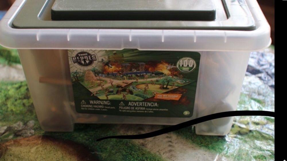 Тoys r us игра  На 100 дет.