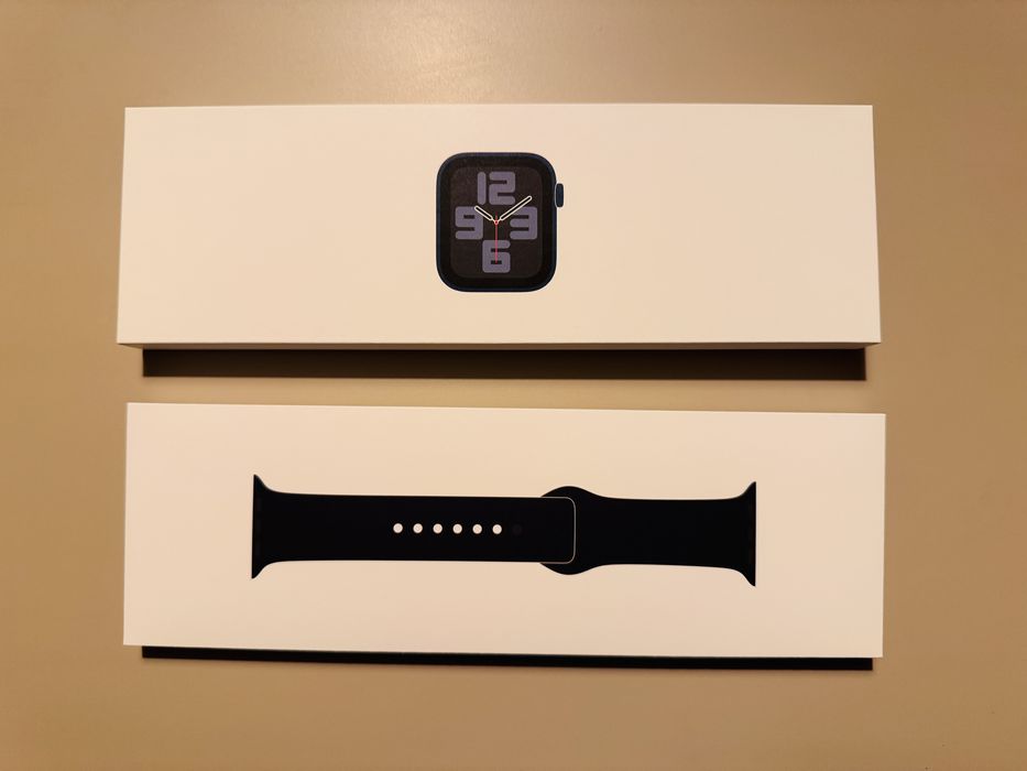 Apple Watch SE 44 GPS + Celular