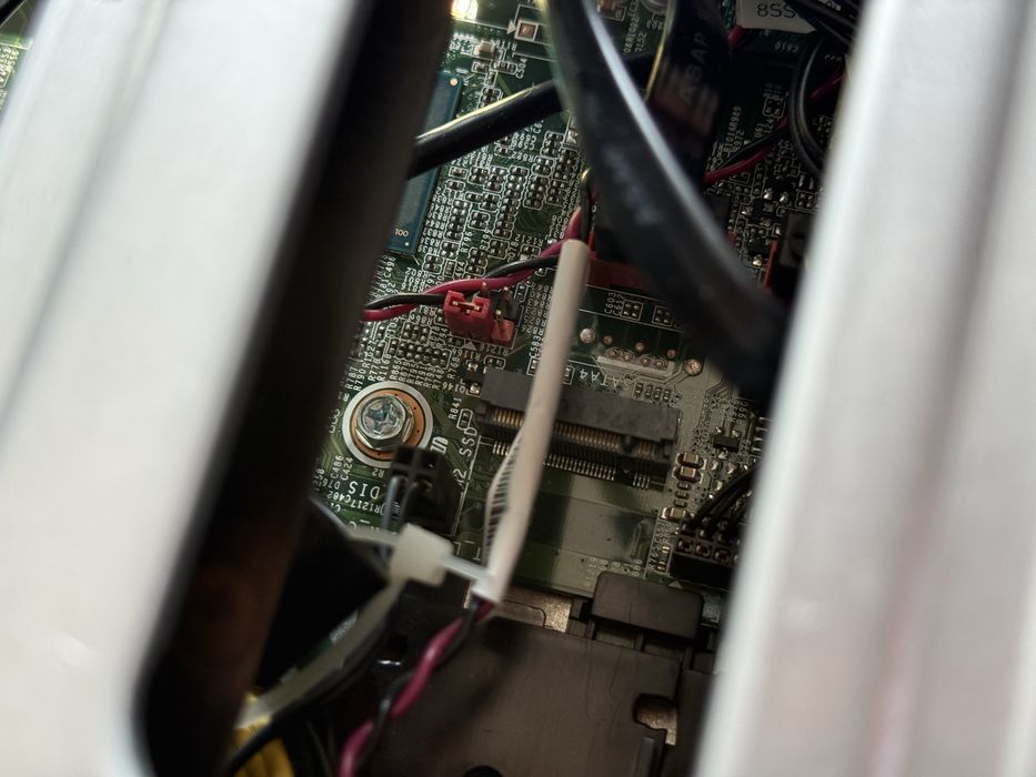 Komputer | Lenovo ThinkCentre M710s | i5 7 gen | m.2 slot