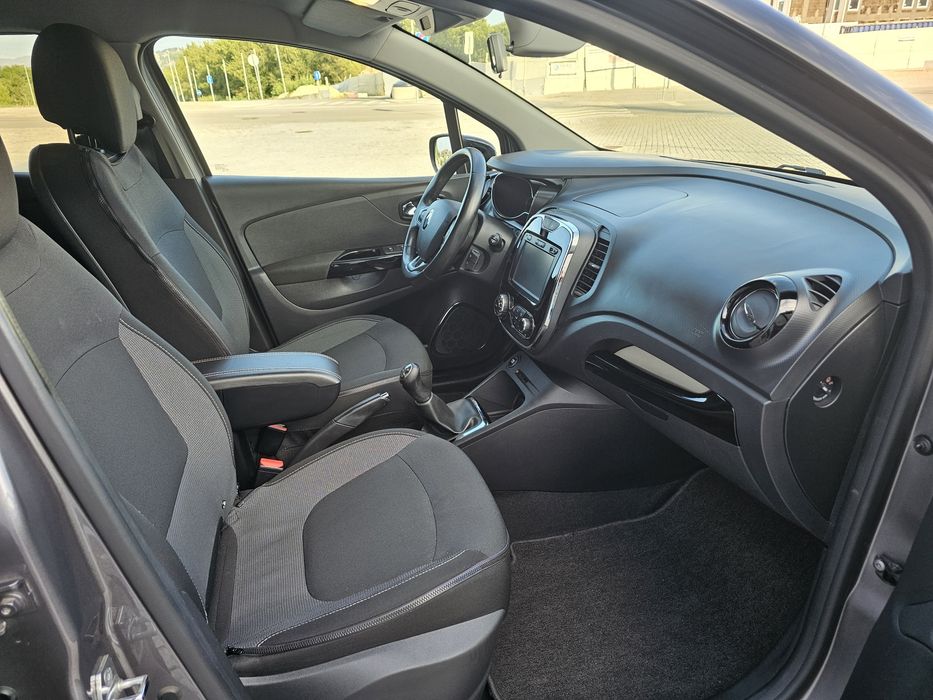 Renault Captur 0.9 TCE 44 000 KMS NACIONAL 2017