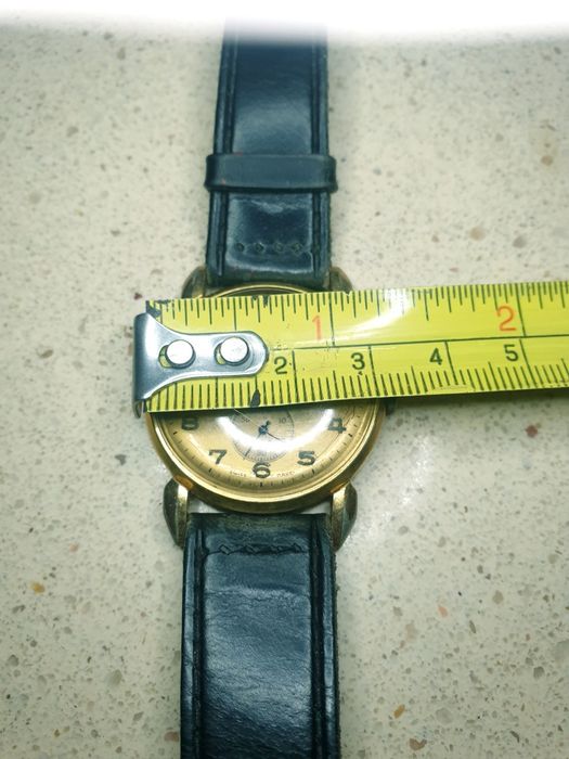 vintage relógio de pulso suíço NEW-ARDATH - à trabalhar