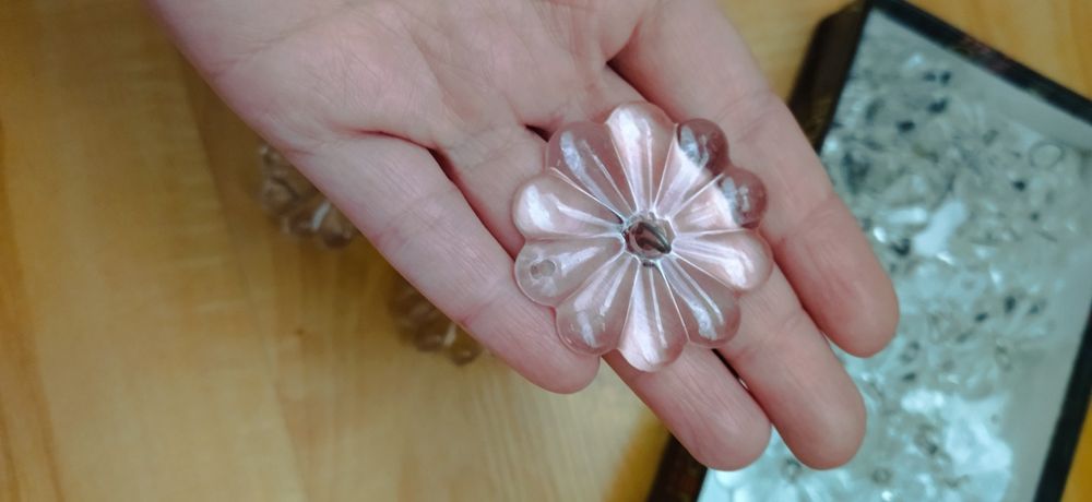 Кришталеві хрустальные підвіси елементи на люстру