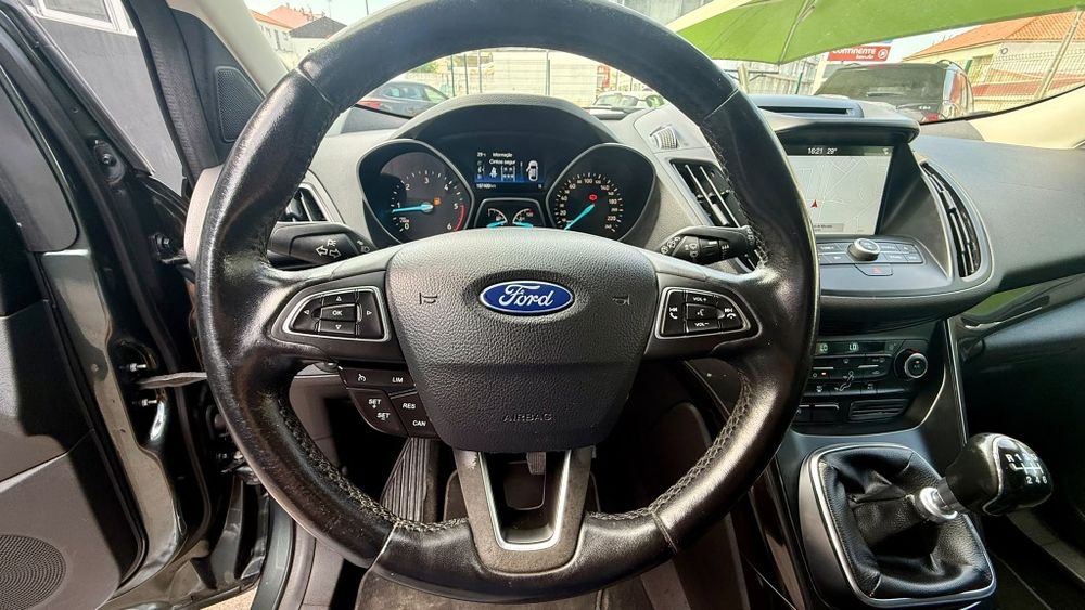 Ford Kuga 1.5 tbci Titanium