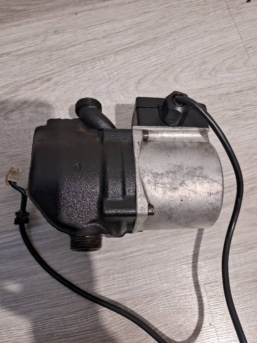 Циркуляційний насос
Воscn  газового котла
1200гр